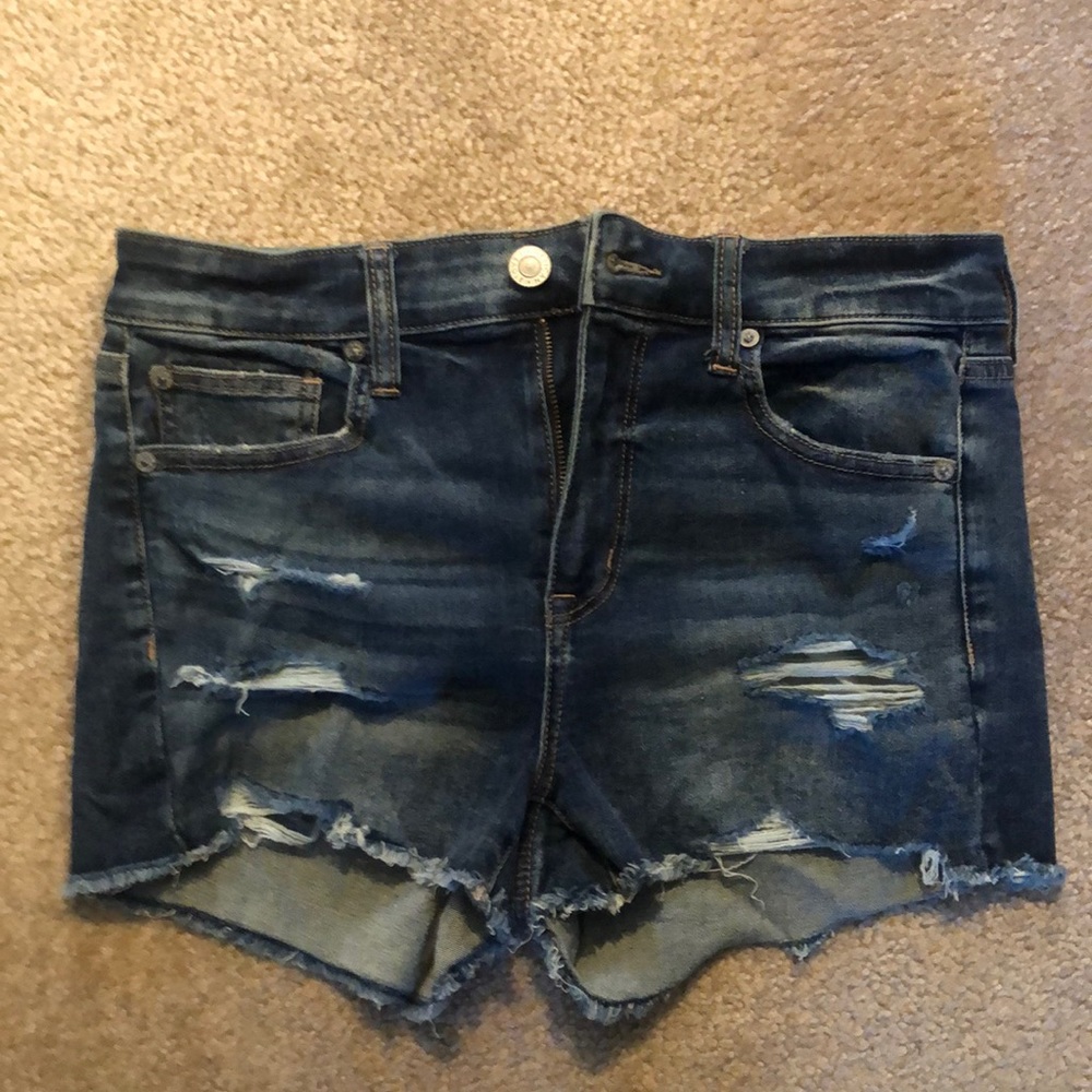 AE shorts. Never worn. size 10
